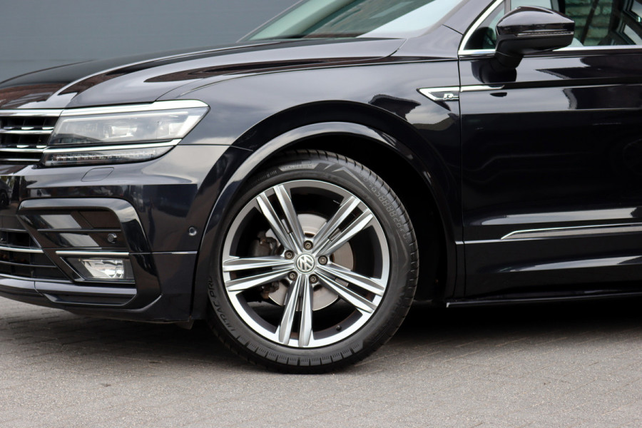 Volkswagen Tiguan 1.4 TSI ACT Comfortline Business R | Panoramadak | Trekhaak | Memory | Leder | Stoelverwarming | Surround Camera | Active-Lighting |