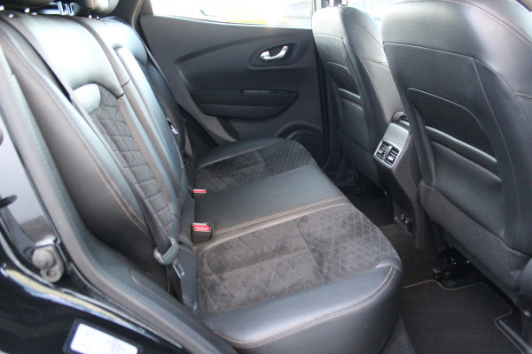 Renault Kadjar 1.3-140pk TCe Black Edition AUTOMAAT ! Zeer nette en luxe Renault Kadjar, slechts 103389 KM, Trekhaak, Led, Climate Controle, Cruise Controle,