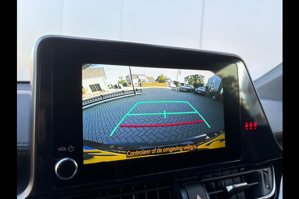 Toyota C-HR 1.8 Hybrid Automaat Dynamic Carplay-android/Camera/Parkeerhulp/Adapt.-cruise/Keyfree