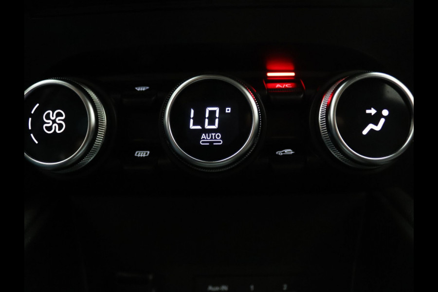 Renault Captur 140pk TCe Initiale Paris Apple Carplay/Android Auto | Climate
