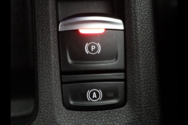 Renault Captur 140pk TCe Initiale Paris Apple Carplay/Android Auto | Climate