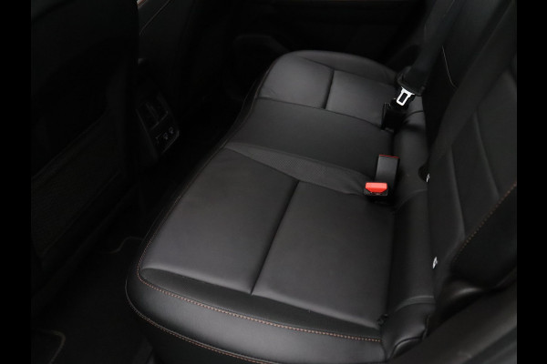 Renault Captur 140pk TCe Initiale Paris Apple Carplay/Android Auto | Climate
