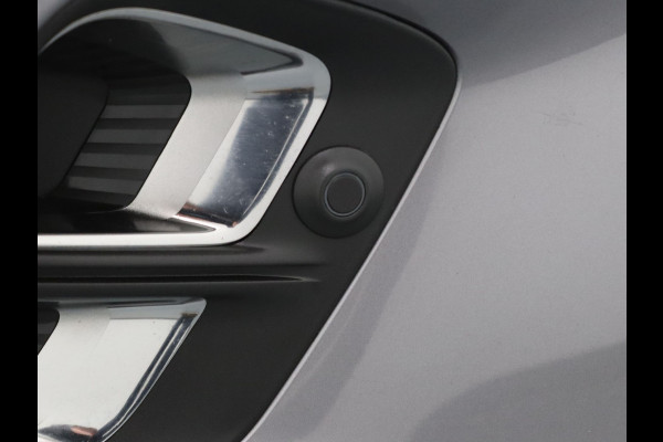 Renault Captur 140pk TCe Initiale Paris Apple Carplay/Android Auto | Climate