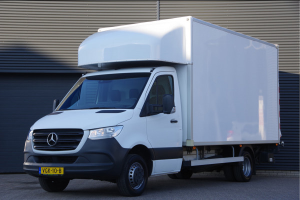 Mercedes-Benz Sprinter 516 2.2 CDI N1! DUBBELLUCHT BAKWAGEN, LAADKLEP, ZIJDEUR, AUT. 3-ZITS, 3.5T TREKHAAK, CLIMA, NAVI, CRUISE, MEUBELBAK. NL AUTO, NA