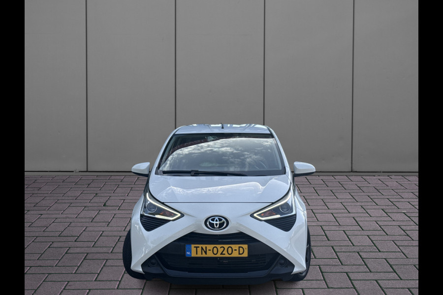 Toyota Aygo 1.0 VVT-i x-play | Cruisec. | Camera | Airco | Carplay | Sportvelgen