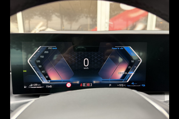 BMW 3-serie 320e PHEV / Camera / Leder / Carplay / Sensoren / Cruise /