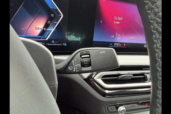 BMW 3-serie 320e PHEV / Camera / Leder / Carplay / Sensoren / Cruise /