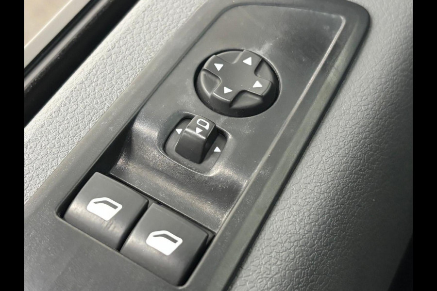 Peugeot Expert 2.0 BlueHDI 120pk L3H1 Airco Cruise Control Trekhaak Stoelverwarming Inrichting