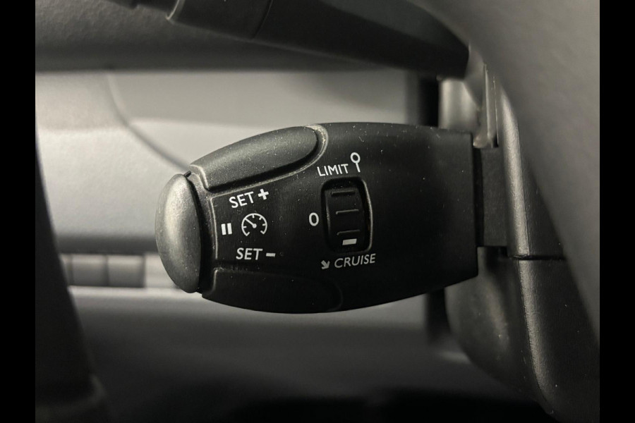 Peugeot Expert 2.0 BlueHDI 120pk L3H1 Airco Cruise Control Trekhaak Stoelverwarming Inrichting