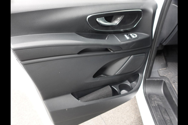 Mercedes-Benz Vito 114 CDI L2 Select Automaat Achterklep 17" Lm velgen Parkeercamera 3 Zits Dakrails LED verlichting Trekhaak
