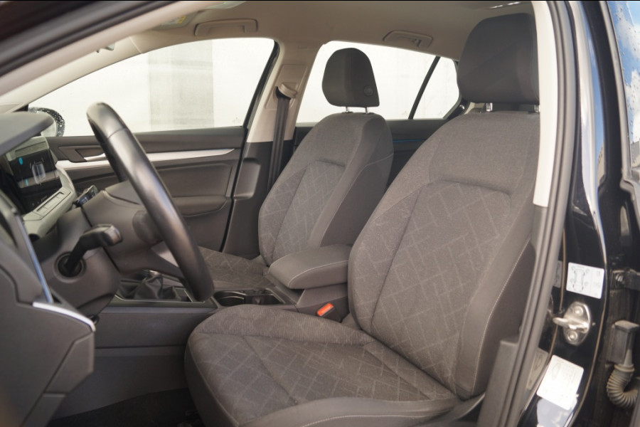 Volkswagen Golf 1.0 TSI 110pk Life -ECC-PDC-CARPLAY-ACC-
