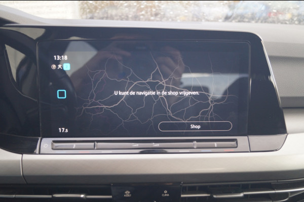Volkswagen Golf 1.0 TSI 110pk Life -ECC-PDC-CARPLAY-ACC-