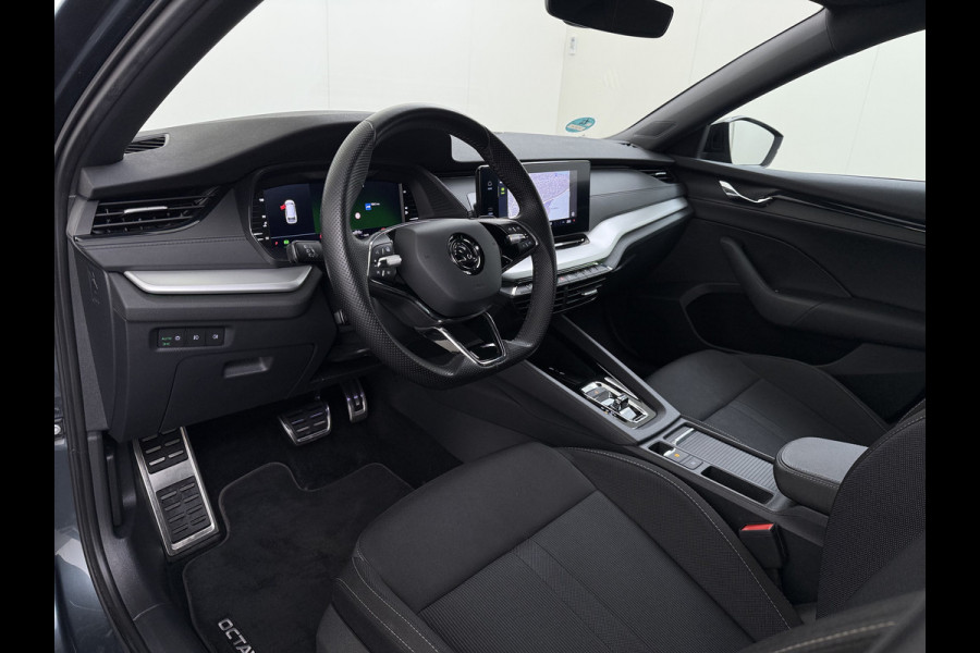 Škoda Octavia Combi 1.0 e-TSI Automaat Sportstoelen Adap.Cruise Navi Stuurverwarming Virtual Cockpit Ecc Pdc Apple Carplay/Android Auto Sport  Travel-pakket Led P-Assist Lane Assist Isofix Keyless-go 1e Eigenaar Origineel Nederlandse Auto