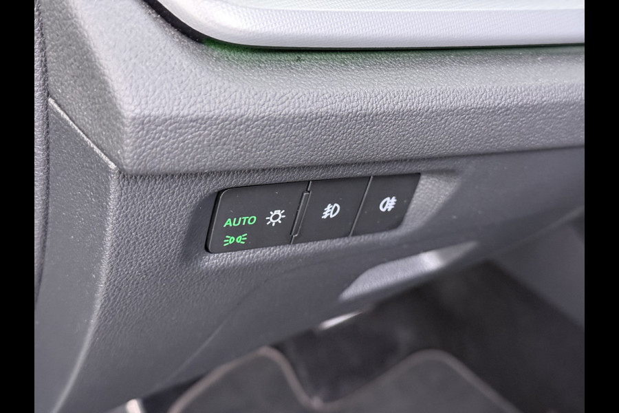 Škoda Octavia Combi 1.0 e-TSI Automaat Sportstoelen Adap.Cruise Navi Stuurverwarming Virtual Cockpit Ecc Pdc Apple Carplay/Android Auto Sport  Travel-pakket Led P-Assist Lane Assist Isofix Keyless-go 1e Eigenaar Origineel Nederlandse Auto