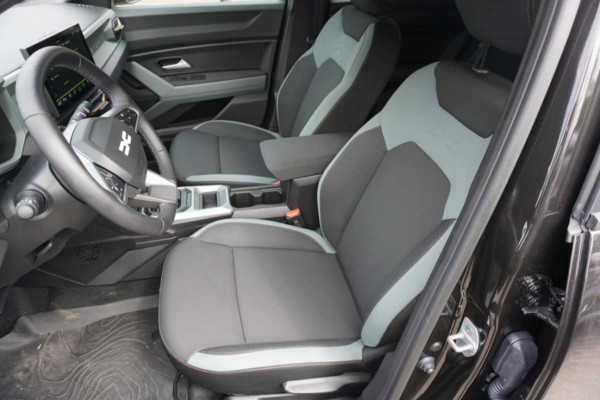 Dacia Duster 1.6 Hybrid 140 Journey