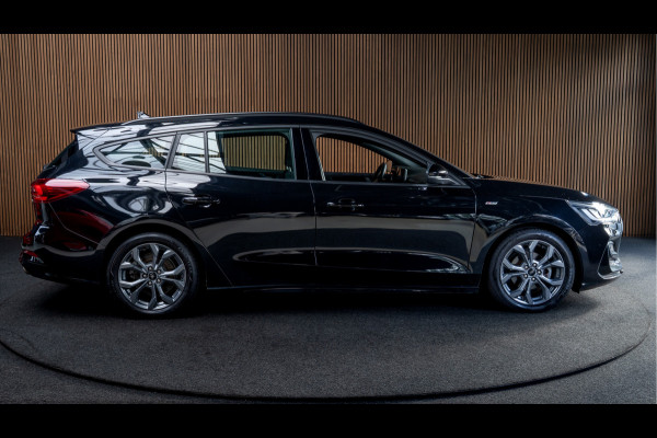Ford FOCUS Wagon 1.0 EcoB Hybrid ST Line Navi Camera Climate PDC LED Zwarte hemelbekleding LM velgen