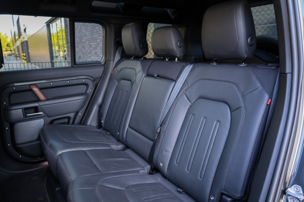 Land Rover Defender 110 2.0 P400e 110 X | BTW! | PANO | MERIDIAN SURROUND | STOELKOELING | 360 | KOELBOX | MEMORY | STUURVERW | NAP |