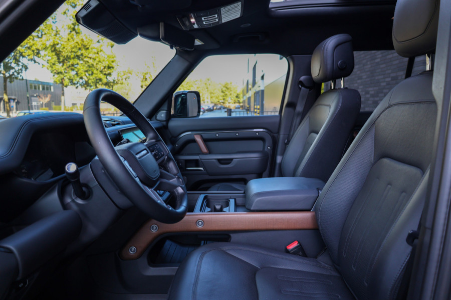 Land Rover Defender 110 2.0 P400e 110 X | BTW! | PANO | MERIDIAN SURROUND | STOELKOELING | 360 | KOELBOX | MEMORY | STUURVERW | NAP |