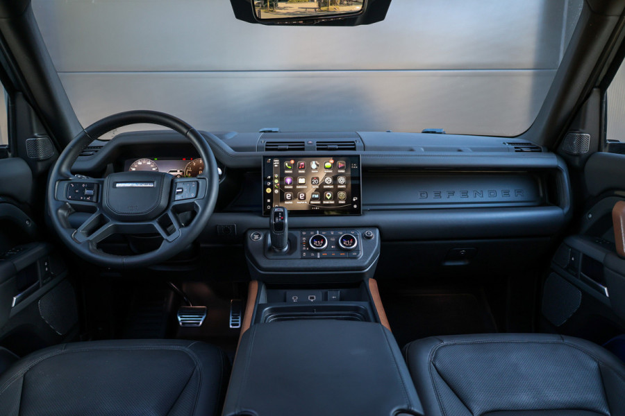 Land Rover Defender 110 2.0 P400e 110 X | BTW! | PANO | MERIDIAN SURROUND | STOELKOELING | 360 | KOELBOX | MEMORY | STUURVERW | NAP |