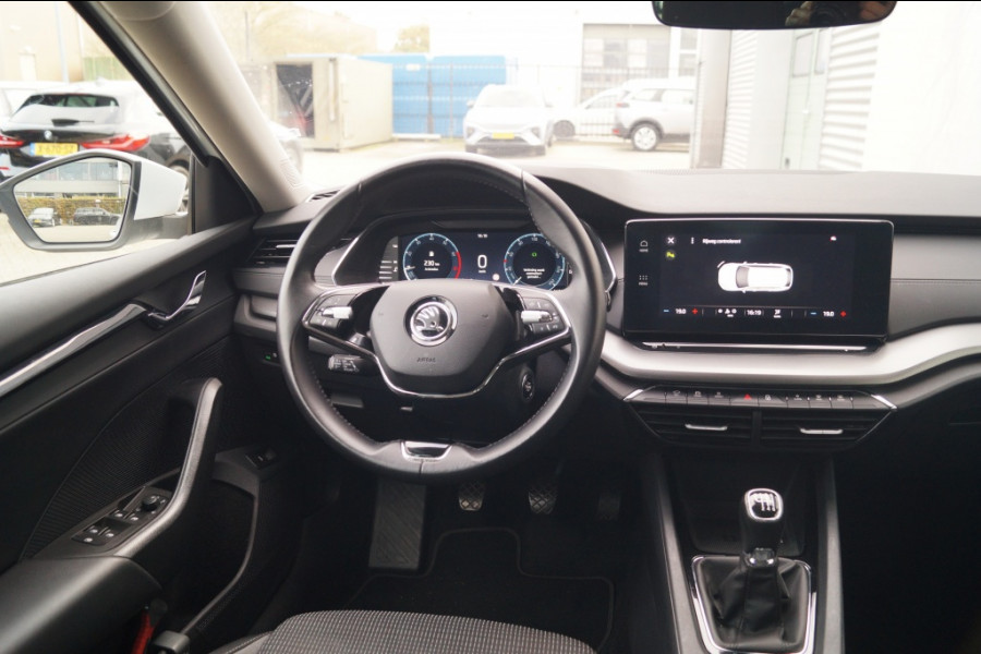 Škoda Octavia Combi 1.0 TSI 110pk Business Edition Travel -ECC-ACC-