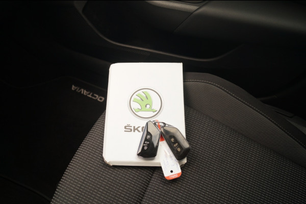 Škoda Octavia Combi 1.0 TSI 110pk Business Edition Travel -ECC-ACC-