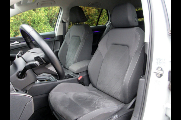 Volkswagen Golf 1.5 eTSI Style Automaat * Led * Camera *