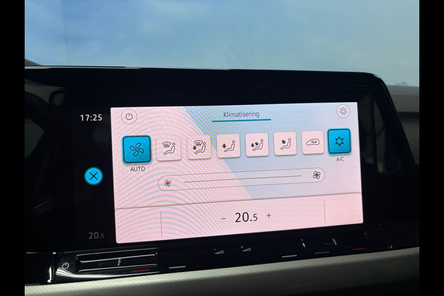 Volkswagen Golf 1.0 TSI Golf Clima | ACC | Carplay | Nederlandse auto