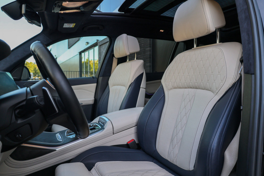 BMW X7 xDrive40d High Executive | VOL! | INDIVIDUAL LEDER | MASSAGE | SKYLOUNGE | CO PILOT | H/K |