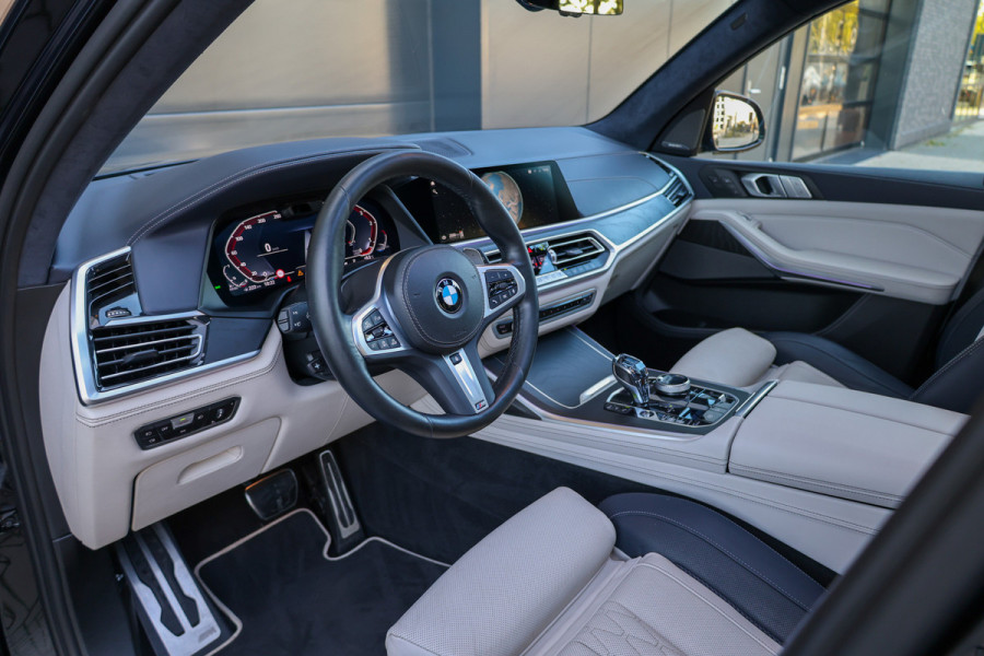 BMW X7 xDrive40d High Executive | VOL! | INDIVIDUAL LEDER | MASSAGE | SKYLOUNGE | CO PILOT | H/K |