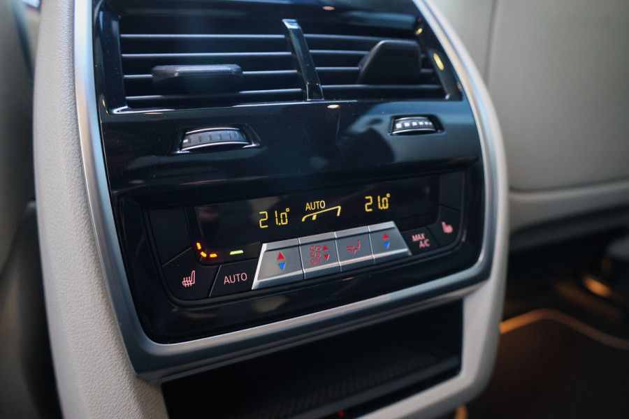 BMW X7 xDrive40d High Executive | VOL! | INDIVIDUAL LEDER | MASSAGE | SKYLOUNGE | CO PILOT | H/K |