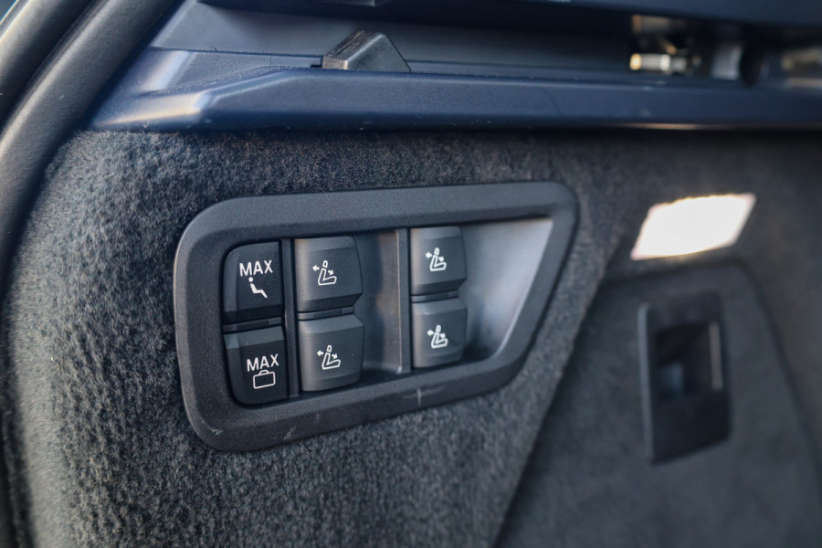 BMW X7 xDrive40d High Executive | VOL! | INDIVIDUAL LEDER | MASSAGE | SKYLOUNGE | CO PILOT | H/K |