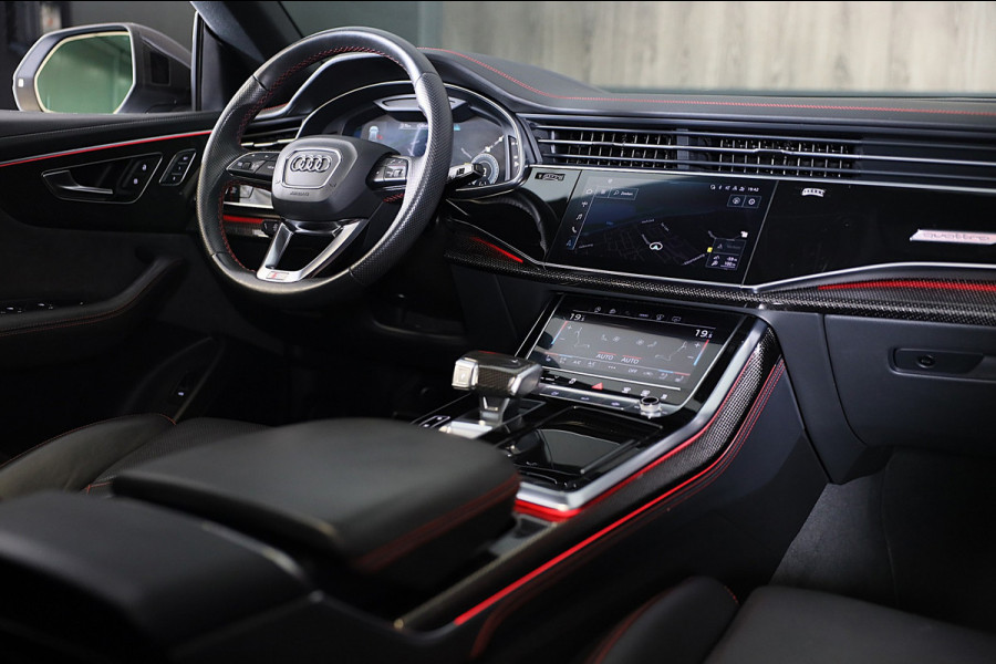 Audi Q8 55 TFSI Quattro RSQ8 Look / Carbon / RS Zetels / Acc / Lane Assist / Head Up / Dode Hoek / Open Panorama / Matrix / 23 Inc