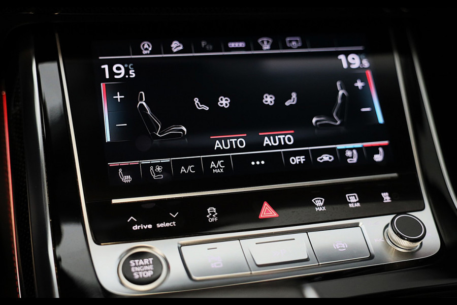 Audi Q8 55 TFSI Quattro RSQ8 Look / Carbon / RS Zetels / Acc / Lane Assist / Head Up / Dode Hoek / Open Panorama / Matrix / 23 Inc
