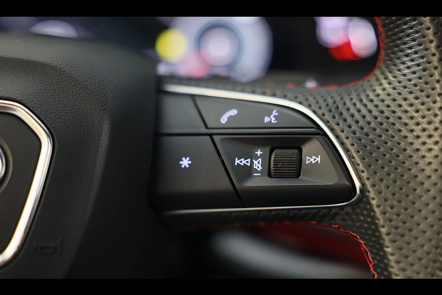 Audi Q8 55 TFSI Quattro RSQ8 Look / Carbon / RS Zetels / Acc / Lane Assist / Head Up / Dode Hoek / Open Panorama / Matrix / 23 Inc