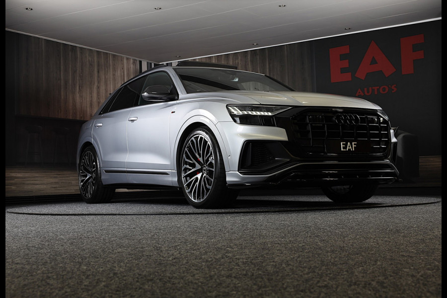 Audi Q8 55 TFSI Quattro RSQ8 Look / Carbon / RS Zetels / Acc / Lane Assist / Head Up / Dode Hoek / Open Panorama / Matrix / 23 Inc