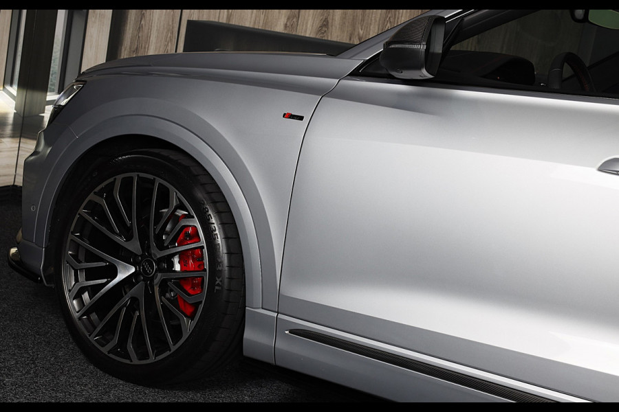 Audi Q8 55 TFSI Quattro RSQ8 Look / Carbon / RS Zetels / Acc / Lane Assist / Head Up / Dode Hoek / Open Panorama / Matrix / 23 Inc
