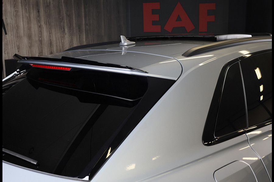 Audi Q8 55 TFSI Quattro RSQ8 Look / Carbon / RS Zetels / Acc / Lane Assist / Head Up / Dode Hoek / Open Panorama / Matrix / 23 Inc