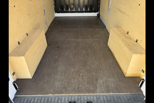 Renault Master 2.3DCi 135PK L3H3 LED Cruise Control Airco Bluetooth