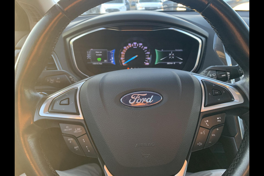 Ford Mondeo Wagon 2.0 IVCT HEV Titanium | Zeer Netjes! | Panorama Dak | Stoelverwarming | Elektrische Stoelen Memory | Camera | Navigatie |