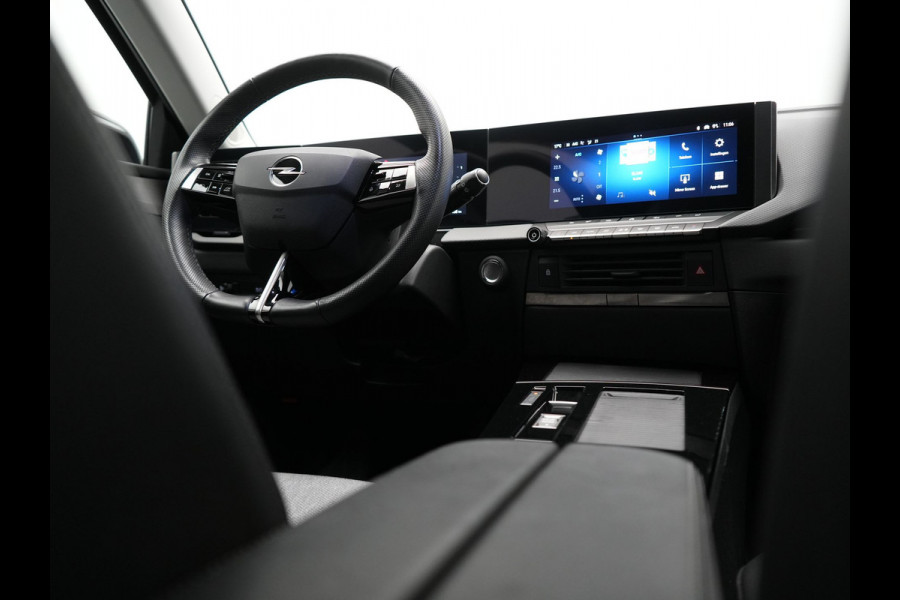 Opel Astra Sports Tourer 1.6 Turbo PHEV Elegance 180pk | SOH 96,7% | Adaptive Cruise | 360 Camera | Keyless | Sportstoelen & Stuur Verwarmd | Apple Carplay | Navigatie | DAB | Plug In Hybrid |
