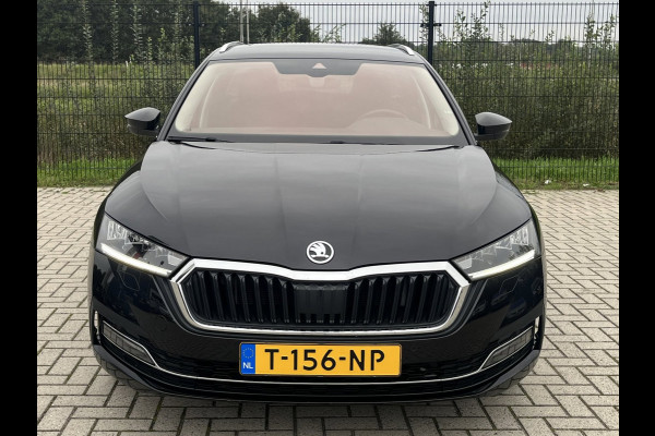 Škoda Octavia Combi 1.5 e-TSI Business Edition Plus | Carplay | Trekhaak | Stoel-/stuurverwarming