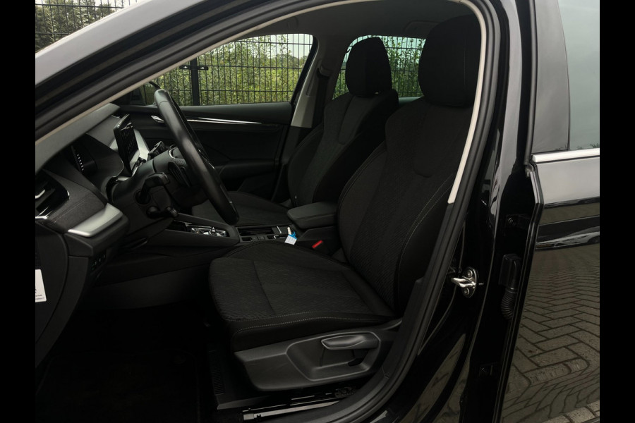 Škoda Octavia Combi 1.5 e-TSI Business Edition Plus | Carplay | Trekhaak | Stoel-/stuurverwarming
