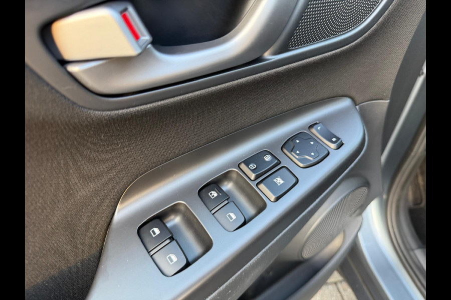 Hyundai Kona 1.0T Essence | 2E EIGENAAR | 3/6/12MND GARANTIE| CRUISE | NAVI | CAMERA | DAB | CARPLAY |