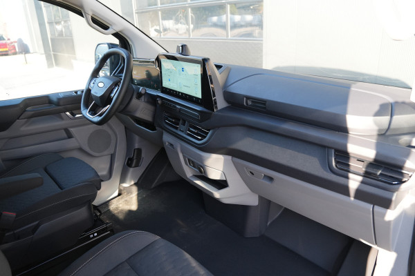 Ford E-Transit Custom 340 L2H1 Limited 71 kWh 218pk - ACC - 360 camera - Navigatie - Stoelverwarming - AGR bestuurdersstoel - Blind Spot - Rijklaar