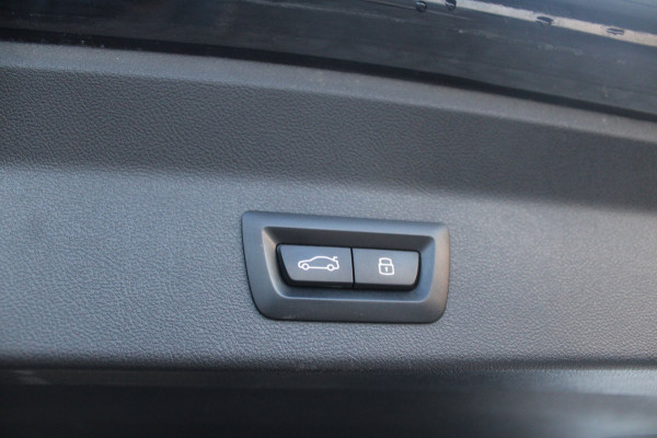 BMW X3 XDrive30e M-Sport Shadow | Pano | ACC | HUD | Memory | 360
