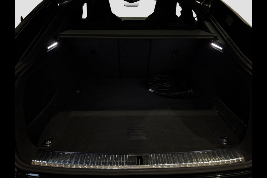 Audi Q8 Sportback e-tron 55 quattro S Comp 115 kWh|Pano|RS Stoelen|luchtvering|Stuur/Stoelverwarming