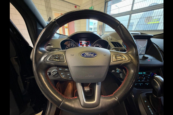 Ford Kuga 1.5 EcoBoost ST Line, Pano, Camera, carplay, Stoel/Stuurverwarming, trekhaak