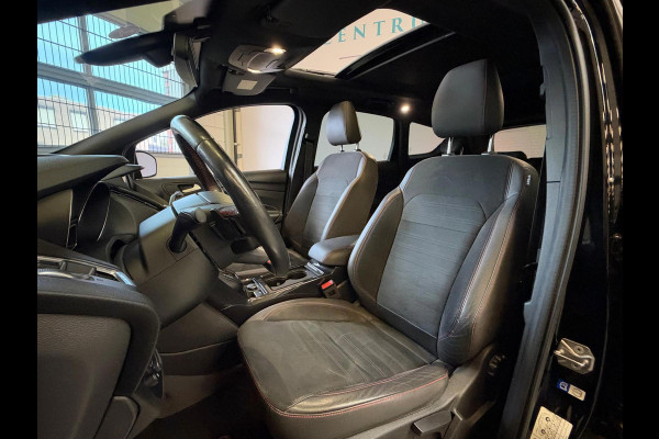 Ford Kuga 1.5 EcoBoost ST Line, Pano, Camera, carplay, Stoel/Stuurverwarming, trekhaak