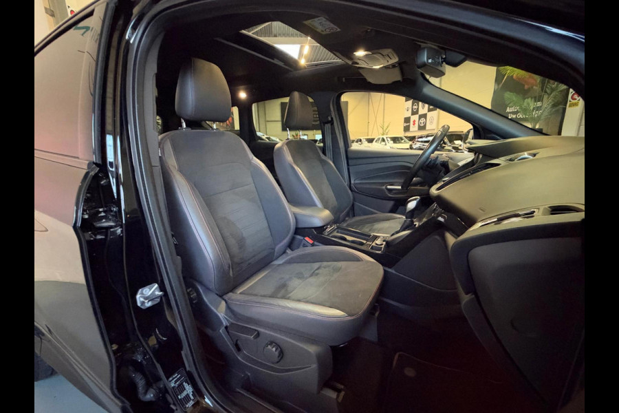 Ford Kuga 1.5 EcoBoost ST Line, Pano, Camera, carplay, Stoel/Stuurverwarming, trekhaak