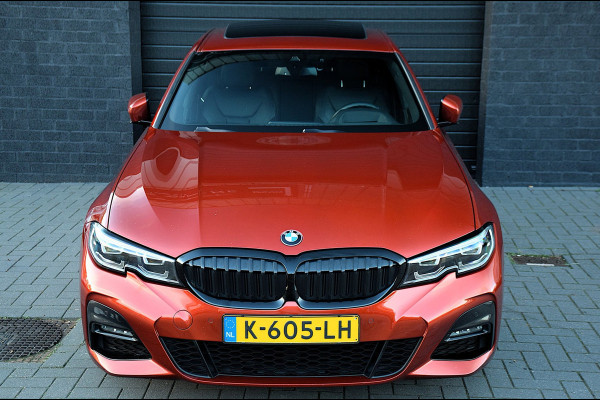 BMW 3-serie 320i High Executive Edition*M-Pakket*DAK*HEAD-UP*LEDER*ENZ*